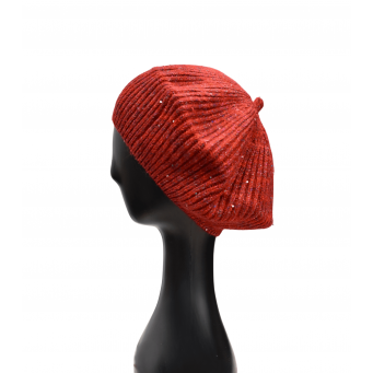 Kapele  p&euml;r femra