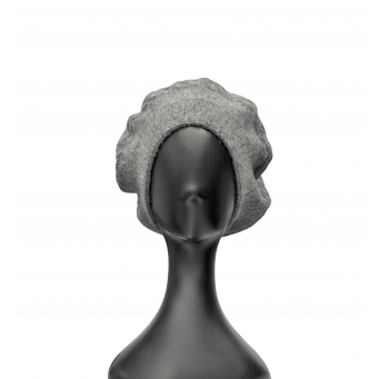 Kapele  p&euml;r femra