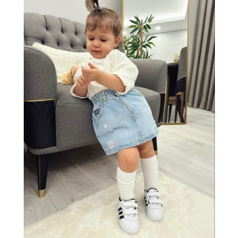 Funde  per vajza