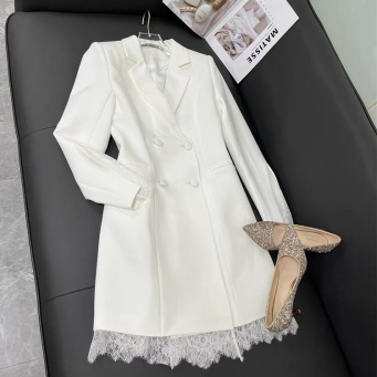 Women's Fashion